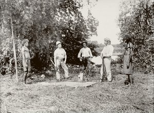 Dr. Stirling, alligator jagen, Daly River door Paul Foelsche
